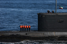 مانور بزرگ دریایی ولایت ۹۴ - رژه‌ دریایی